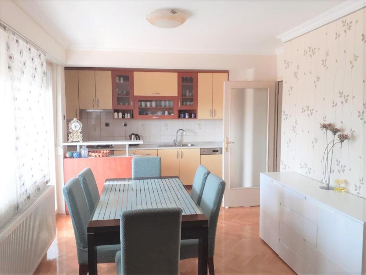Spacious 80M2 Apartment In The Center Ljubuški エクステリア 写真