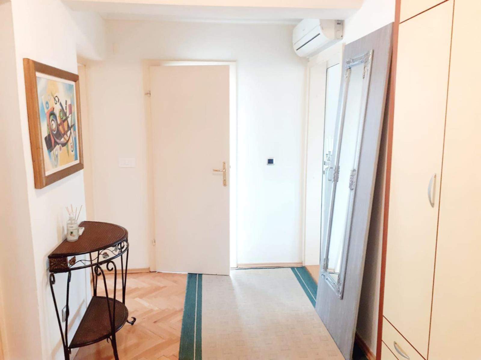 Spacious 80M2 Apartment In The Center Ljubuški 部屋 写真